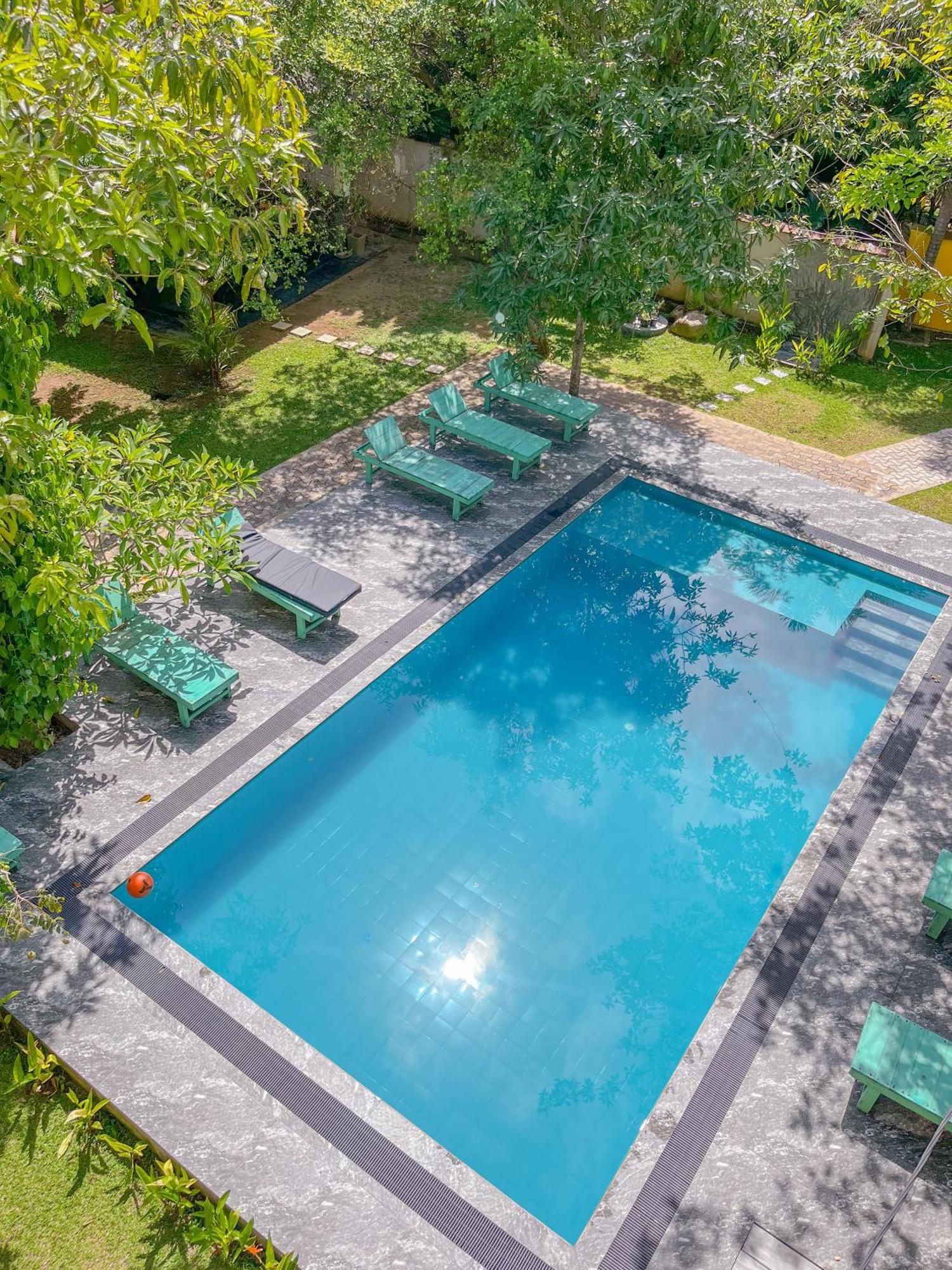 Easy Living Hotel Hikkaduwa Exterior photo